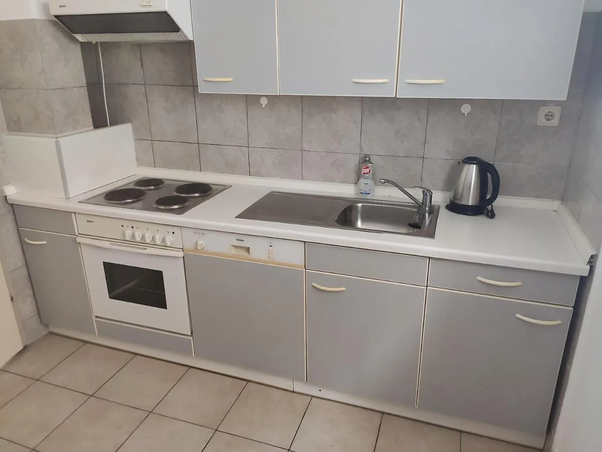 2 Minutes To The Beach Ev Station Available Crikvenica