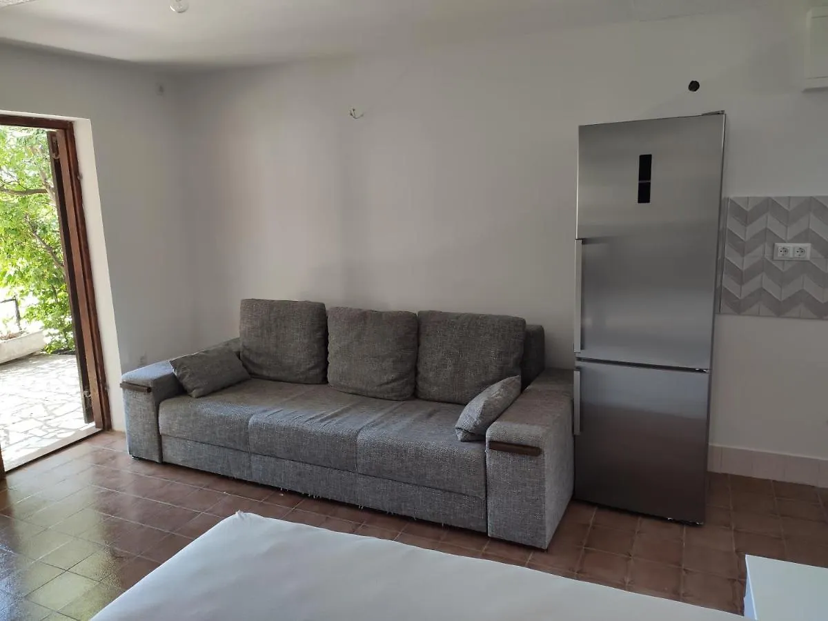 2 Minutes To The Beach Ev Station Available Crikvenica Apartman